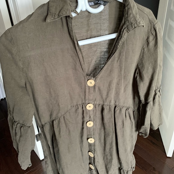 Green dress - Picture 2 of 5